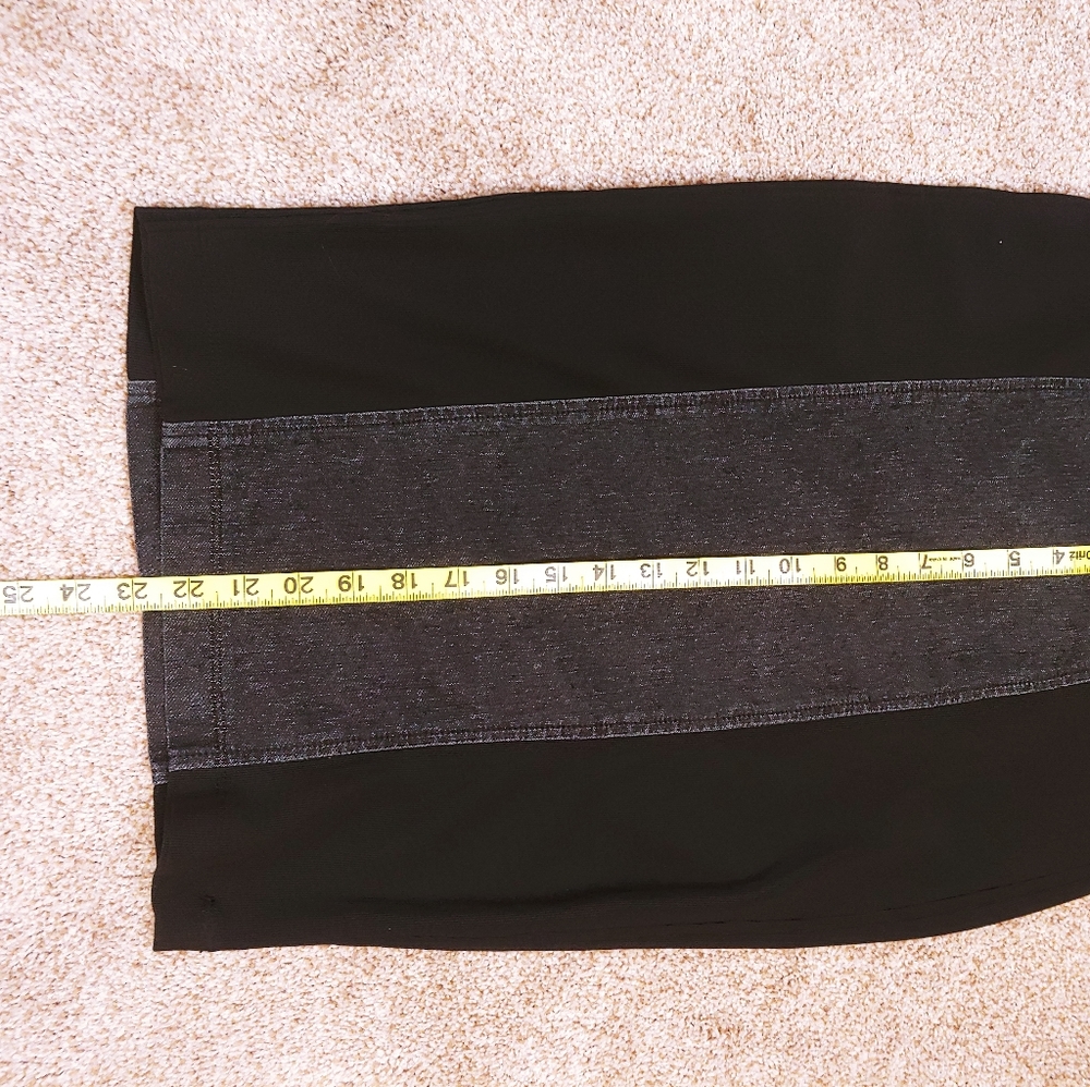 Bisou Bisou Black and Denim Stretch Pencil Skirt. - Picture 6 of 7